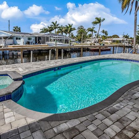 Hip Harbour Villa North Fort Myers Exteriör bild